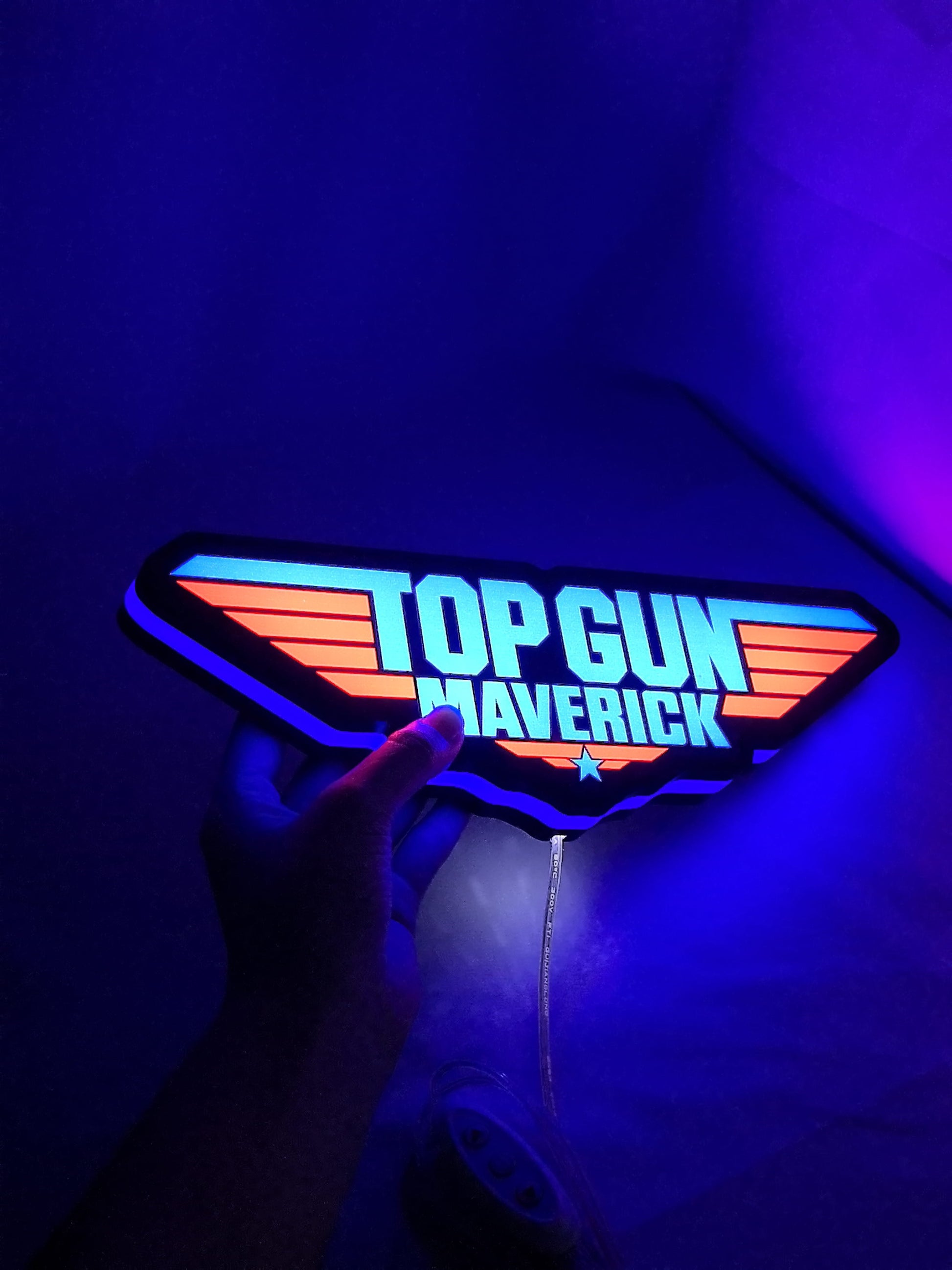 Top Gun Maverick LED Light Box (20cm) - Illuminated handheld size reference, great for home theater and media room decor
