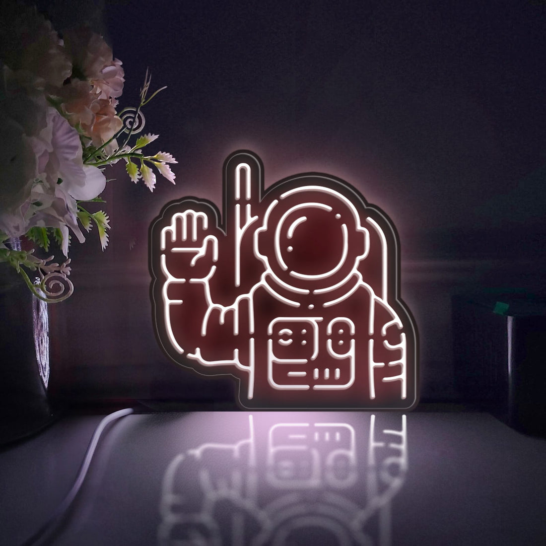 Astronaut Led Light Box, Astronaut Wall Art Decor, Light Sign, Desktop Decorations, Bedroom Decor, Gift For Space Enthusiasts, Kid