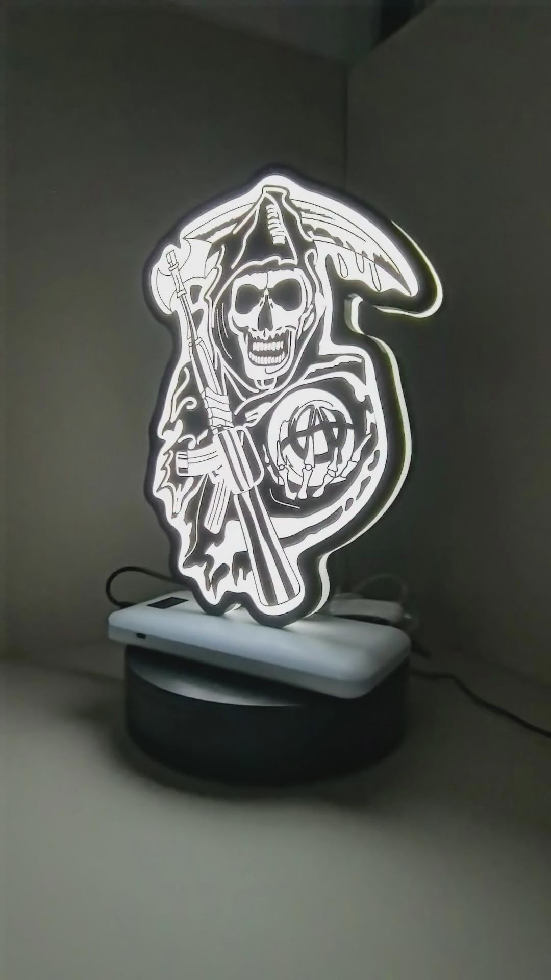 Product video showcase of Sons Of Anarchy 3D LED Sign, demonstrating unlit and illuminated lighting effects with a 360-degree rotating view, unique wall art for desk and room decor.